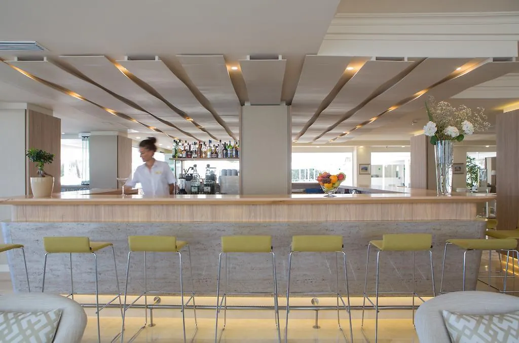 Hotel Sabina 칼라 미요르