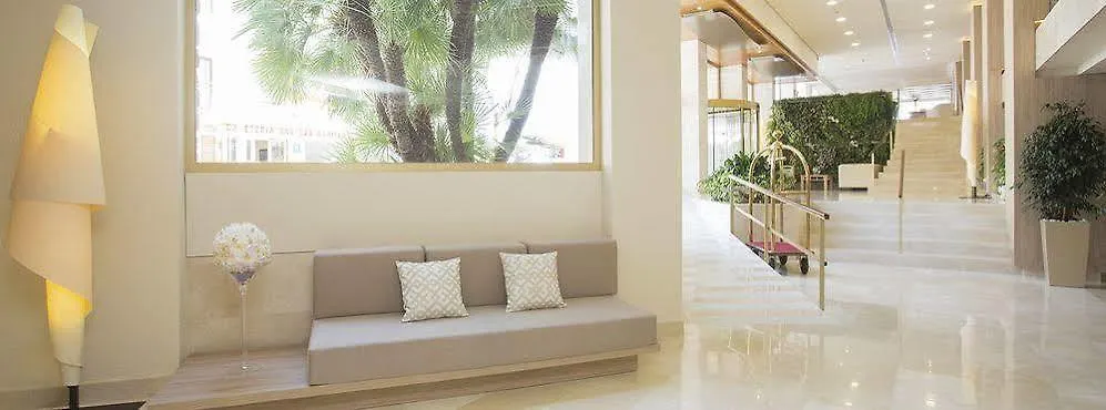 Hotel Sabina 칼라 미요르
