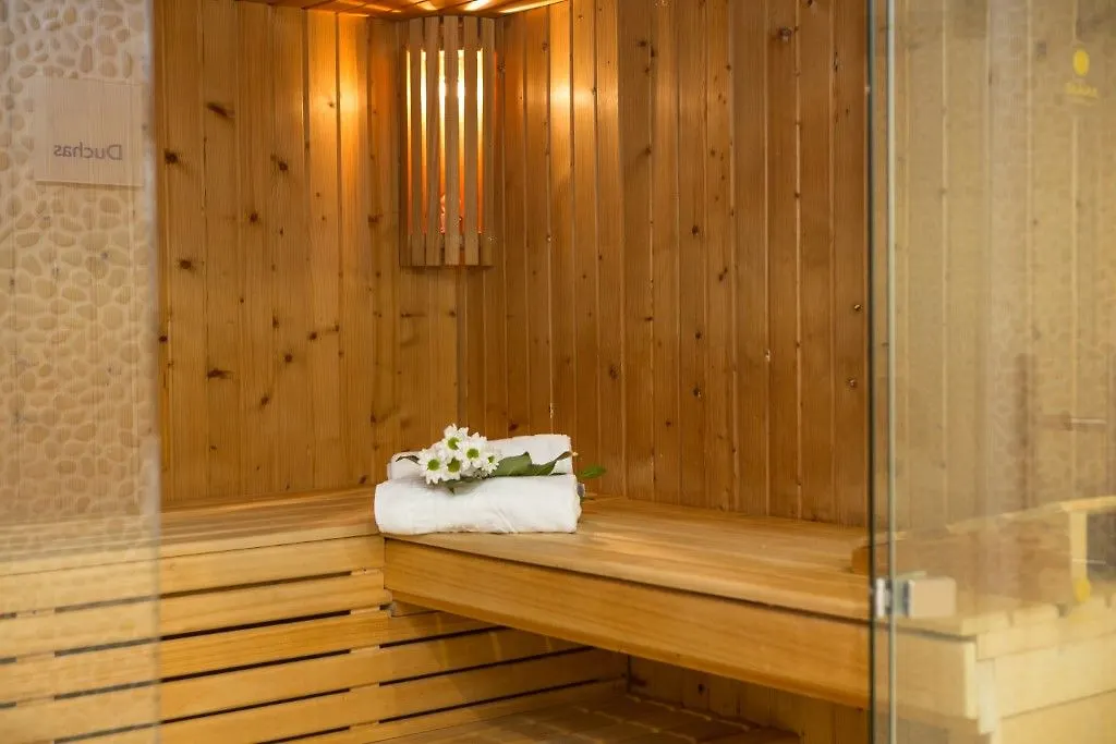 Hotel Sabina 칼라 미요르 4*,